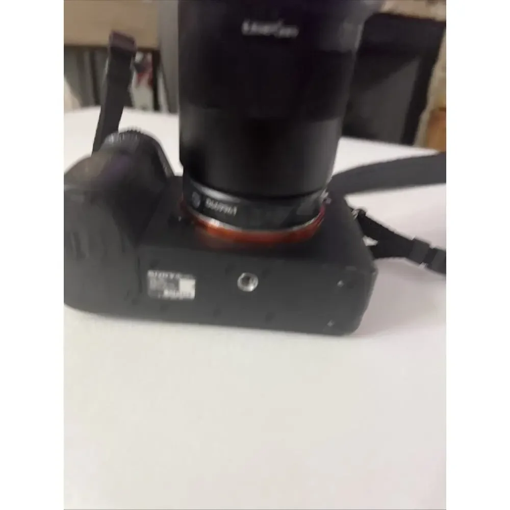 Sony Alpha a7 III 24.2MP Mirrorless Camera Zeiss FE 1.8/55mm Lens ILC-7M3
